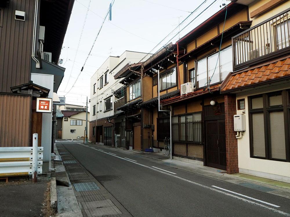 Ichii No Niwa 一棟貸切の古民家宿 櫟の庭 تاكاياما المظهر الخارجي الصورة